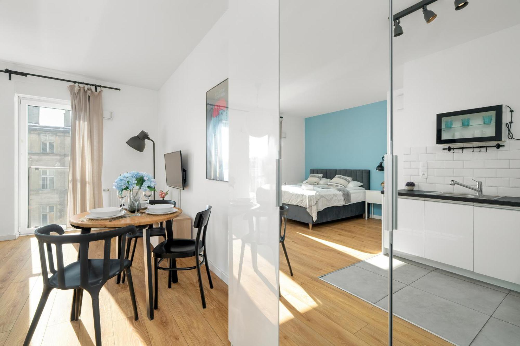 Klimatyczne I Nowoczesne Studio Very Berry W Poznaniu By Noclegi Renters Экстерьер фото